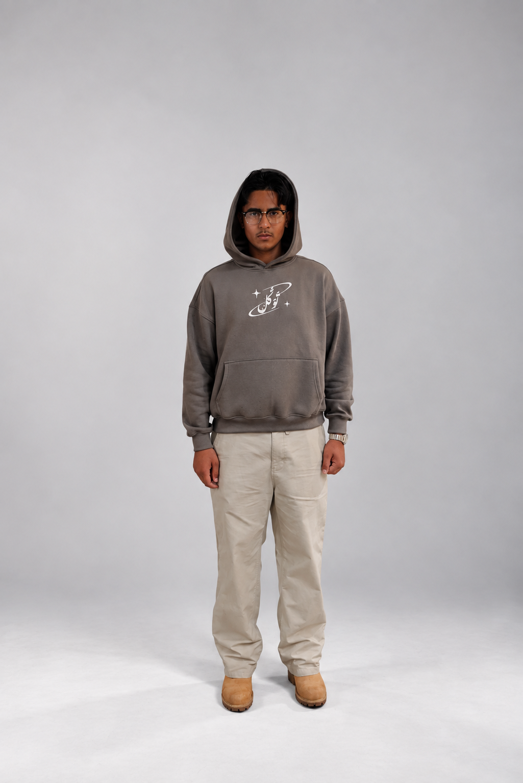 Gray ١٣:٣٠ hoodie