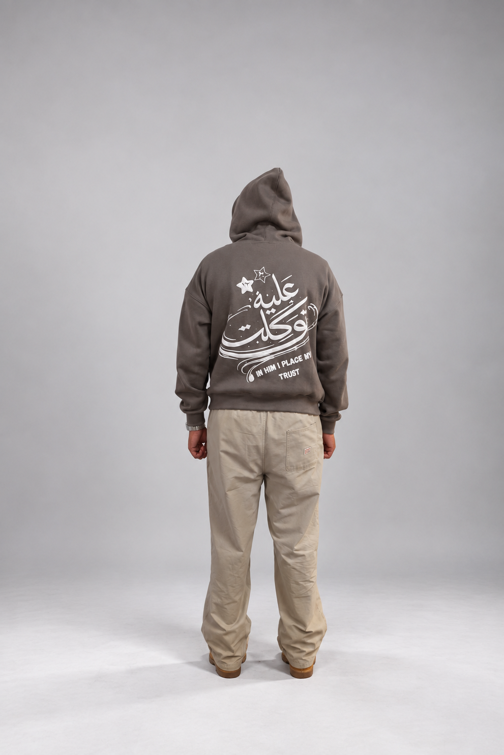 Gray ١٣:٣٠ hoodie