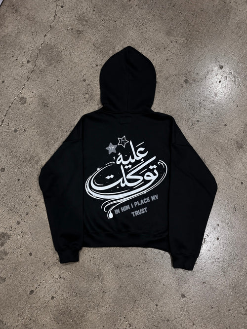 Black ١٣:٣٠ hoodie
